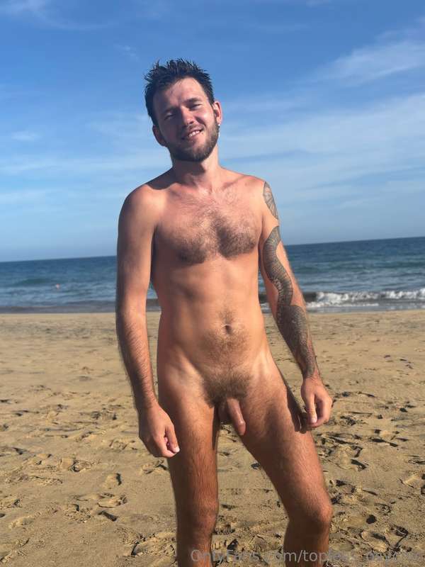 topless_psychic