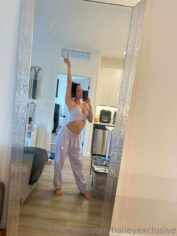 haileyexclusive image #0