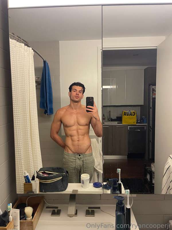 can you play w my nipples please?