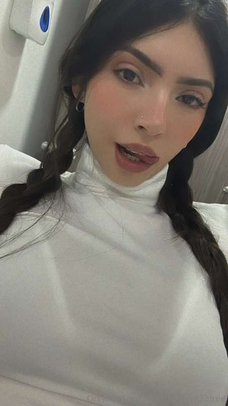 Tengo ganas de ti hoy😋🤭