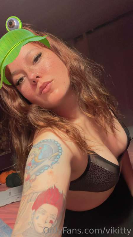 vikitty image #0