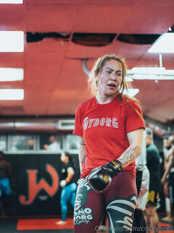 criscyborg photo
