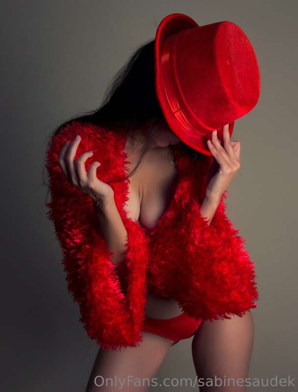 Hello loves! For 48 hours you can see my content for free.