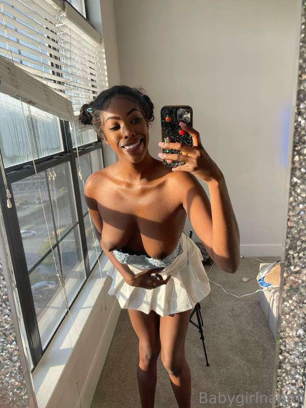 nakedbabynaomi