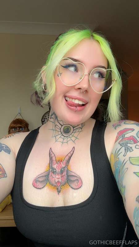 gothicbeefflaps image #1