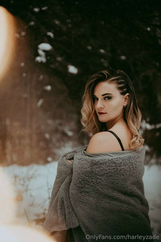 It's starting to get cold outside ❄🌨 What's your favorite wa..