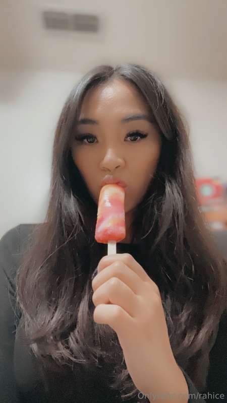 Mmmm. What’s your favorite popsicle? 