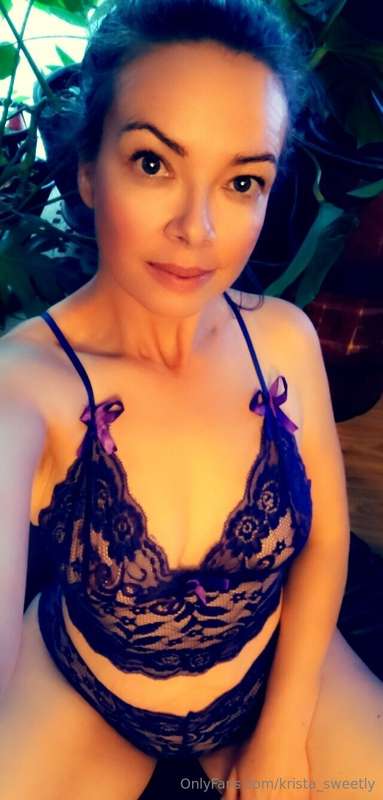 Happy Thirsty Thursday 😈😈💜