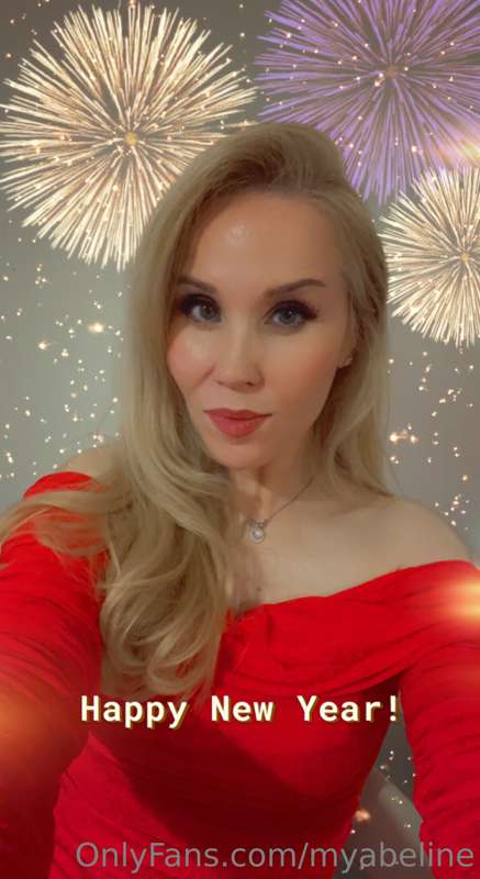 Happy New Year Everyone 🍾🥂🎊 wish you all the best !😉
