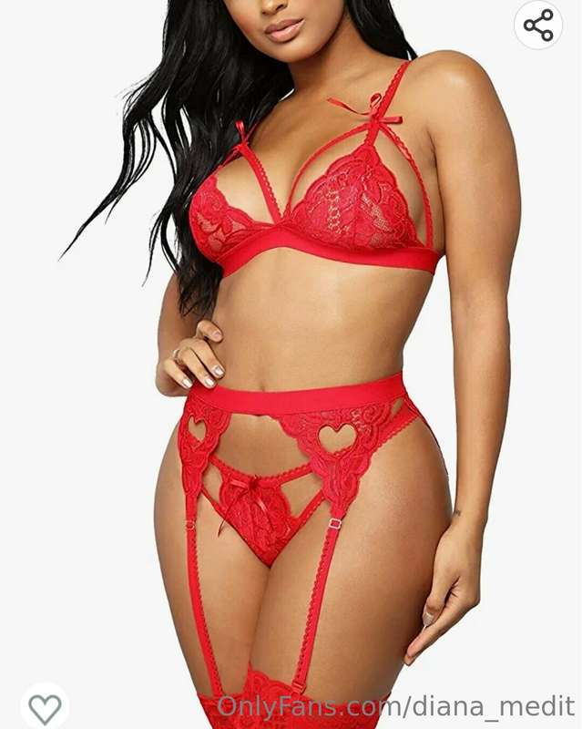 tip for valentines day content with on it😈
5$ pics
10$ pics ..