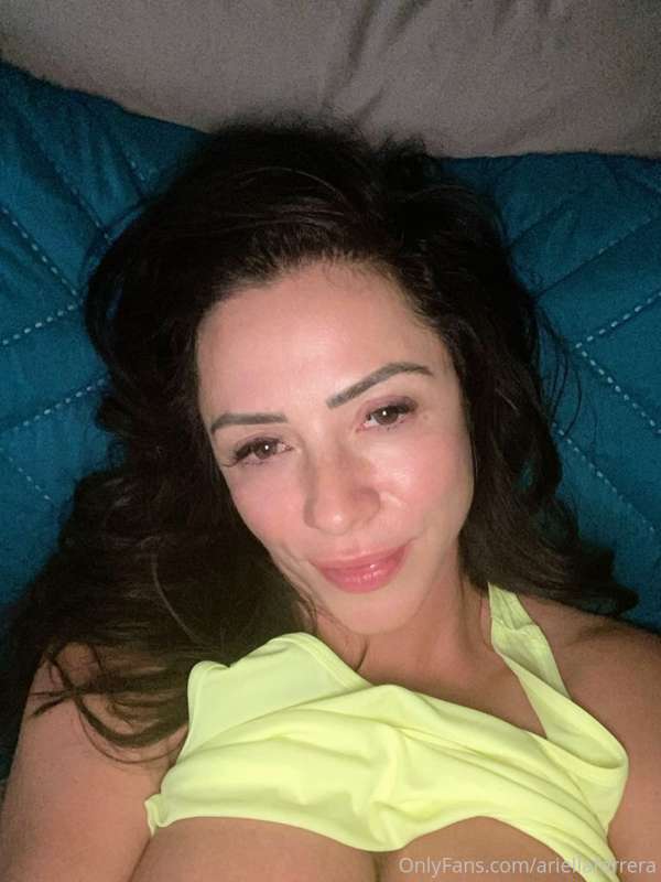 Foto 288 de Ariella Ferrera en Tocromo