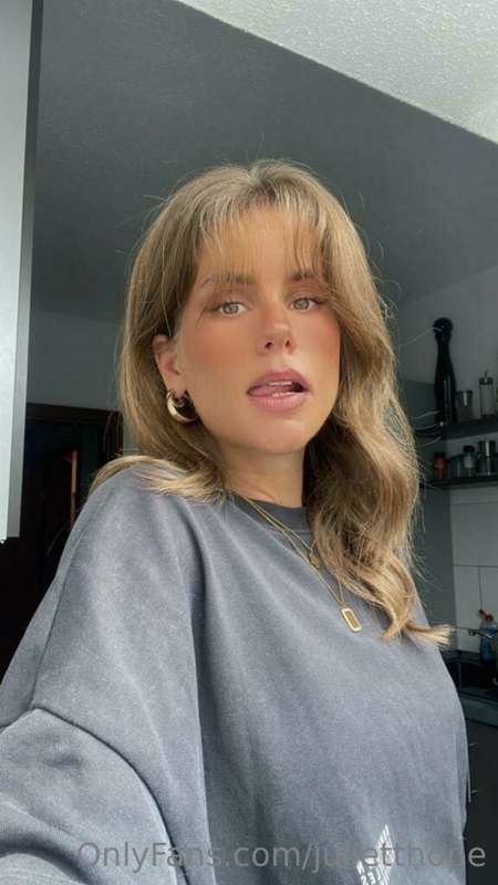 Hey Leute,
hoffe ihr habt einen Wundervollen Tag.☀️
Ich werd..
