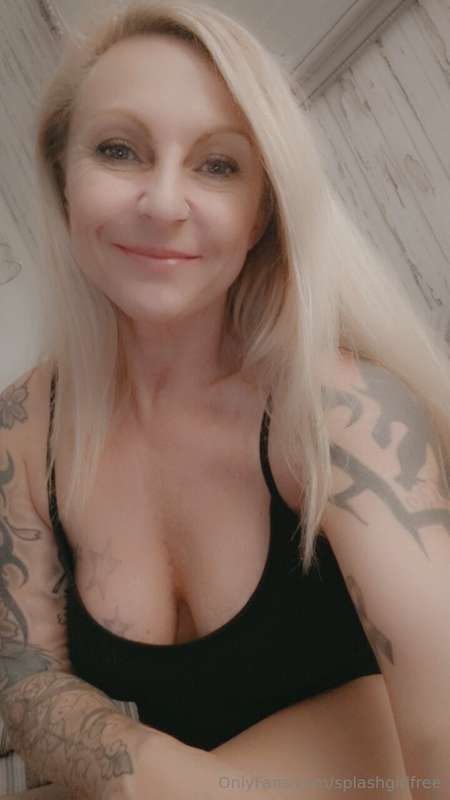 💦 Ønsker deg en deilig helg 😉💦💦 Xoxo 💋