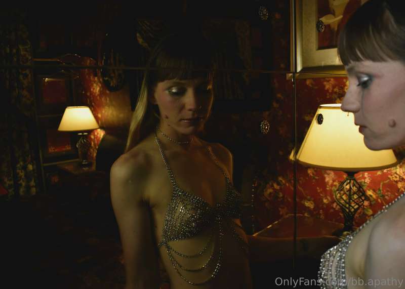 bb.apathy image #3