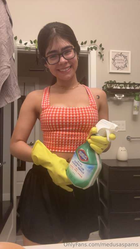 #CozyFriday 09/05/2025Today I’ve just been cleaning and figu..