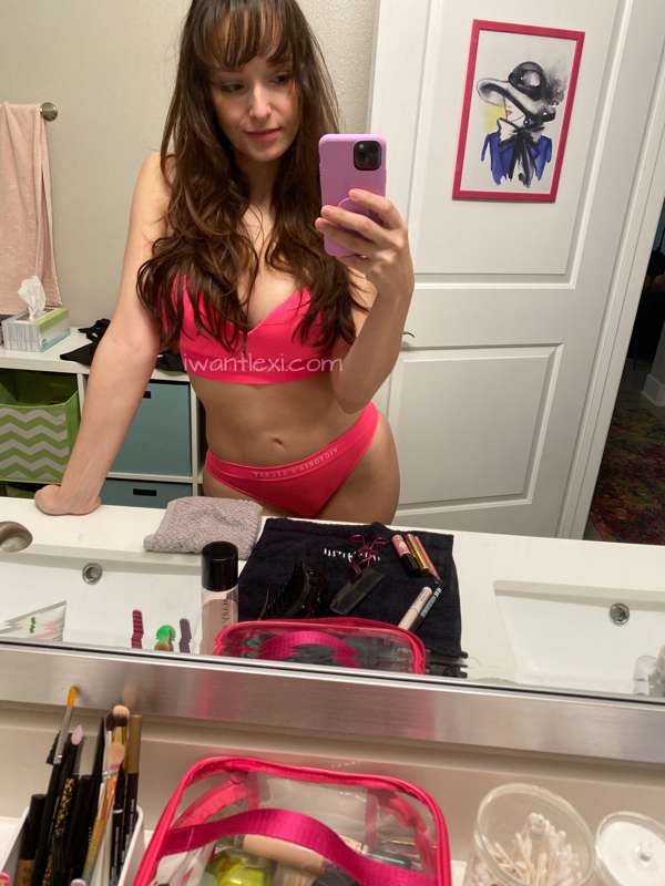 Photo 540 of Lexi Luna on Tocromo