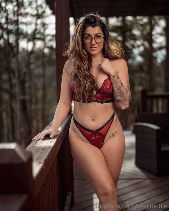 alyynic0le