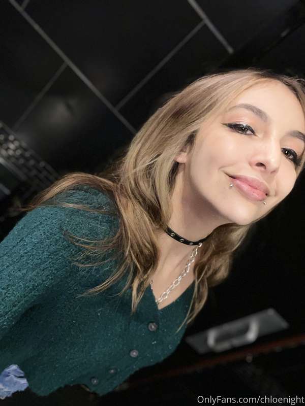 chloenight image #2