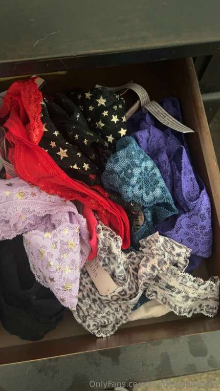 Bought new thongs this weekend which one would you’d pull of..