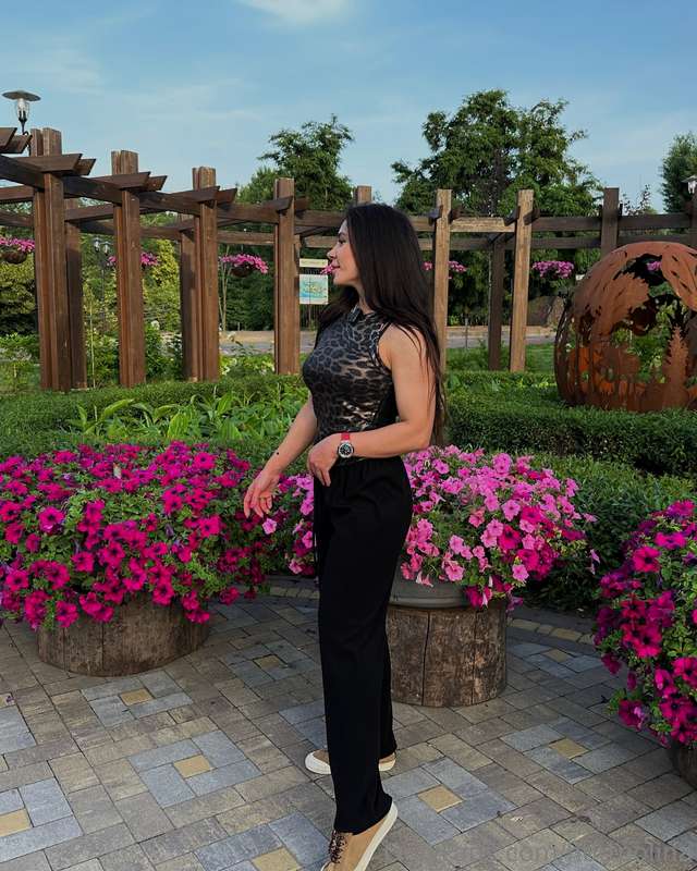 It's a beautiful place to walk💕
