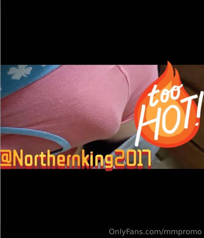 @northernking2017 
Ladies love to get on their knees for thi..