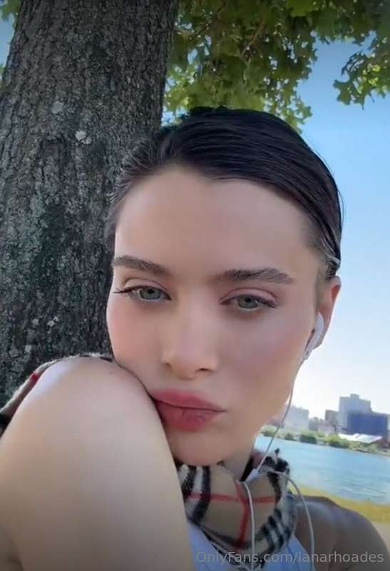 Photo 236 of Lana Rhoades on Tocromo