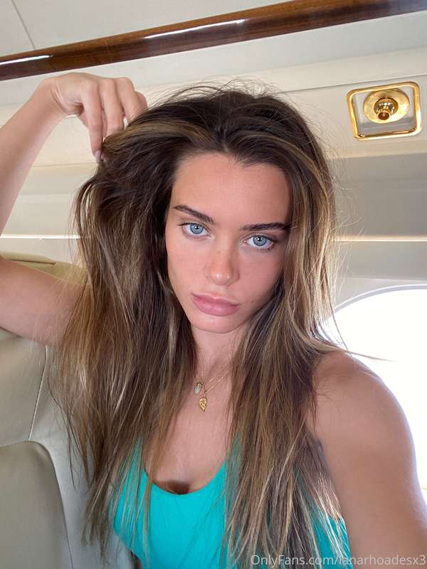 Foto 116 de Lana Rhoades en Tocromo
