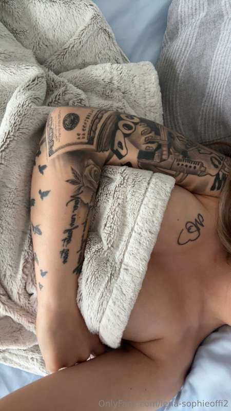 lena-sophieoffi2