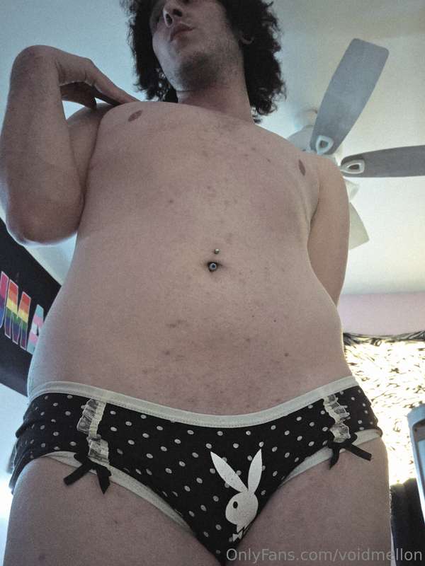 Some pictures of my tranny dick~😘💚