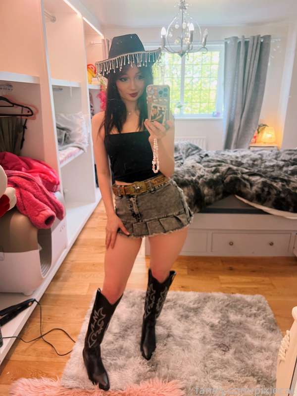 pixiecat image #14