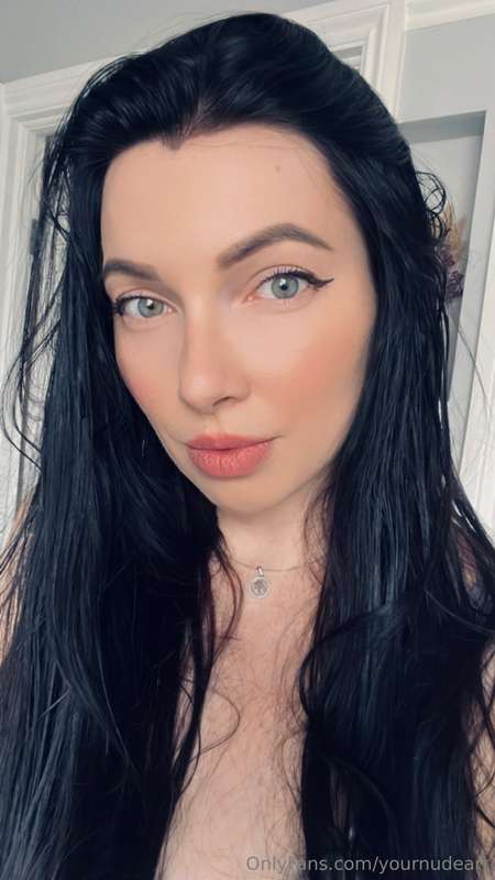 Almost weekend 😍 How is your day going?
