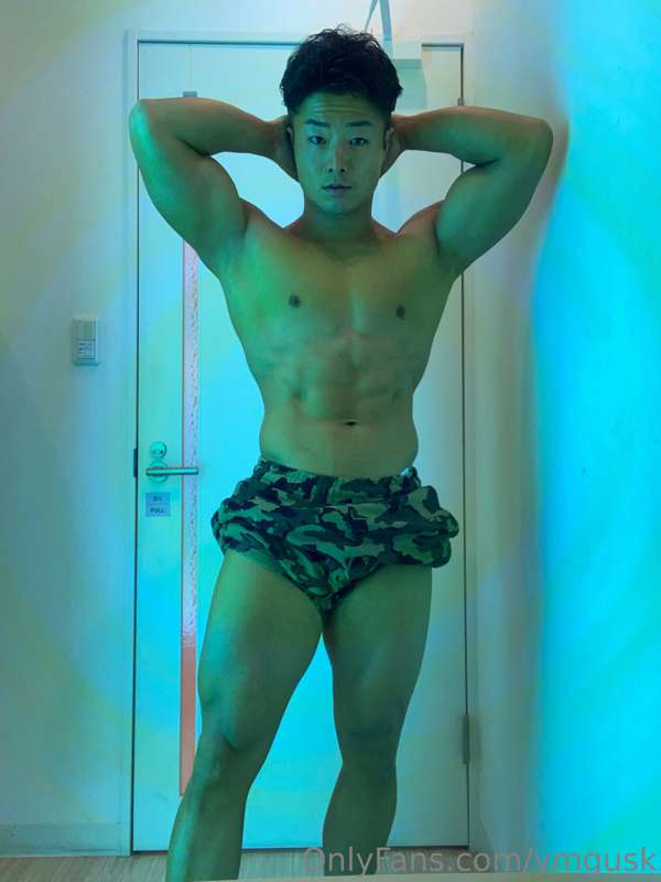 近頃、トレーニングの調子が良いです
脂肪が乗ってきたのでそろそろダイエットします

GOGO SUMMER🏖️🌺☀️🍉🌊