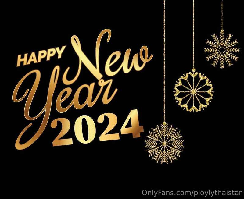 Happy New Year 2024  🎊🎊
Love you 🤟😘 all my fans 😍❤️