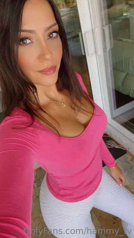 my tits look too good to be ignored today 😈