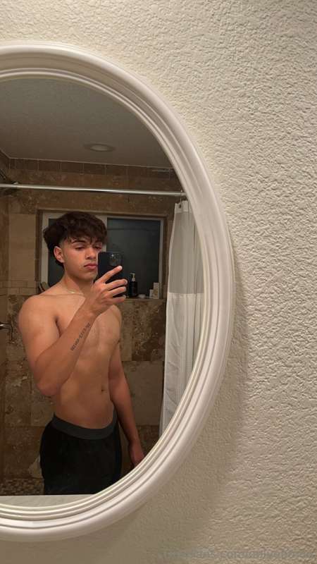 Hi :)