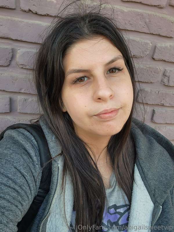 Im cute too. Today i went for a walk and i take some nice pi..