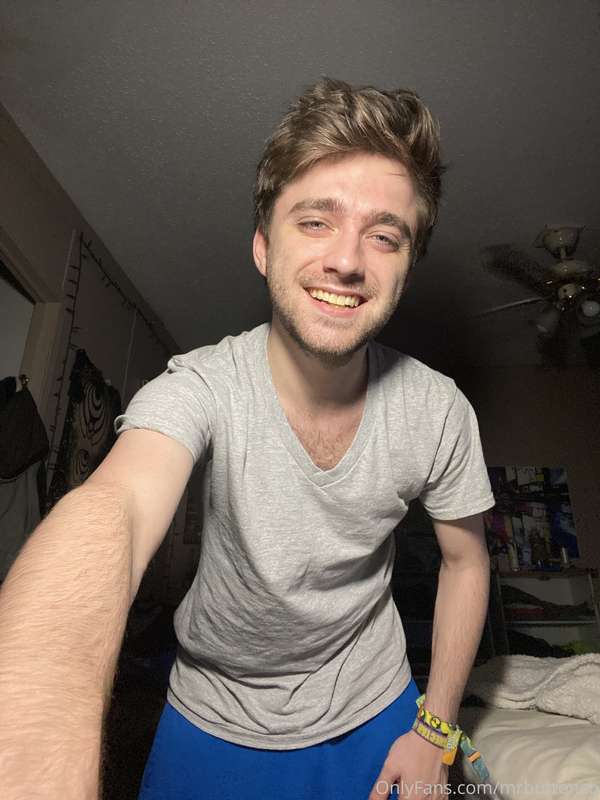 mrbuttoncb image #2