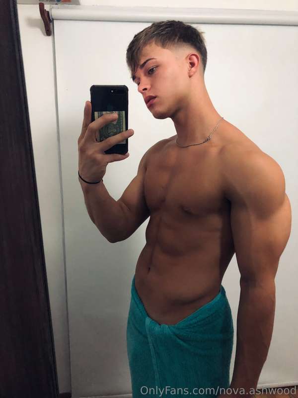 The tease is real… and so am I. Ready to unwrap? 😘🔥