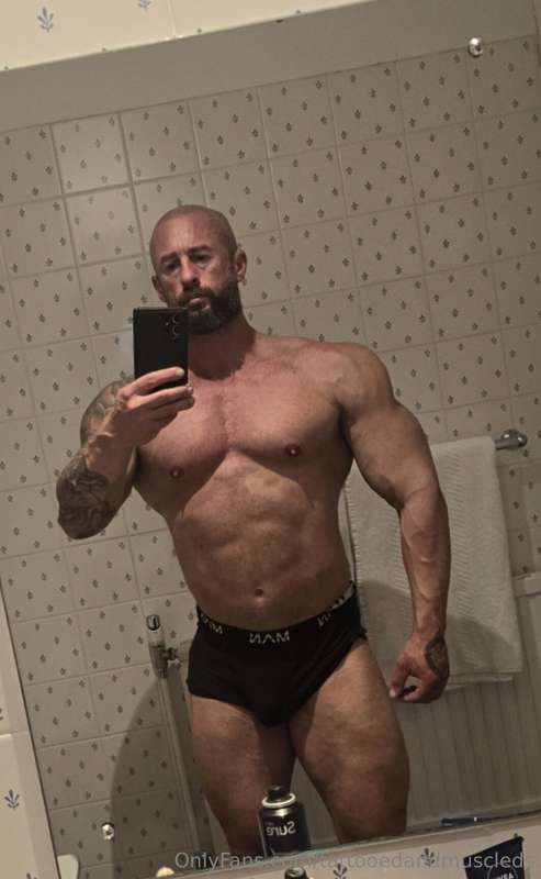 tattooedandmuscleds