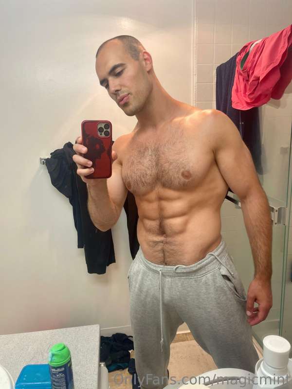 Grey Sweats 😍😈
