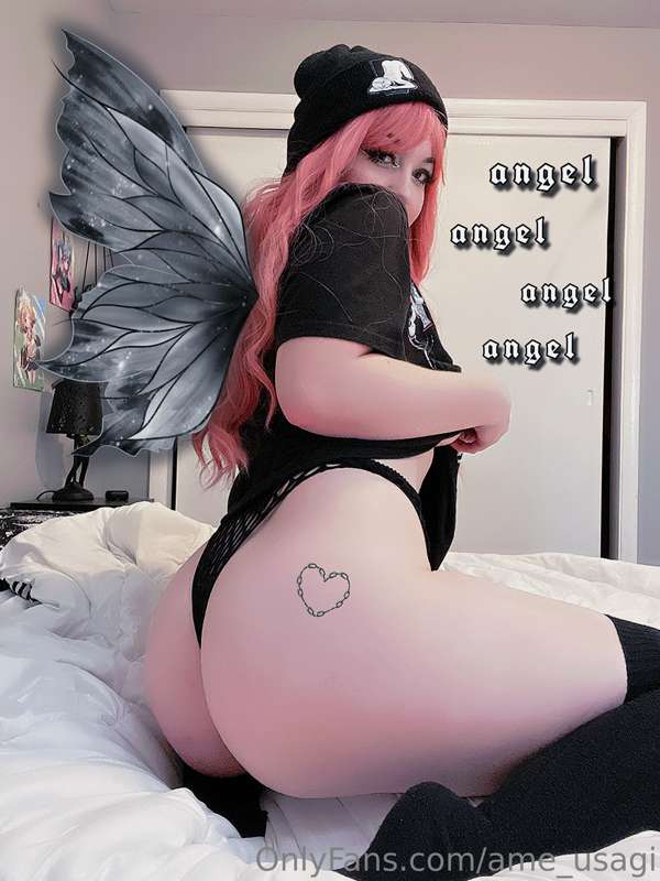 Make sure to follow me on twitter @ ame__usagi (2 underscore..