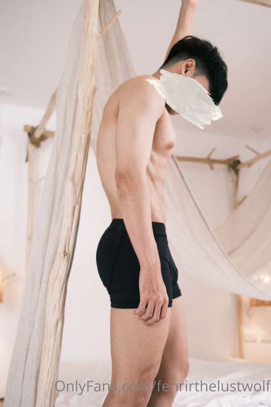 [ ถ่ายรูปโป๊แล้วโพสต์ลงโซเชียล ]

คำว่ารูปโป๊มันก็นิยามได้หล..