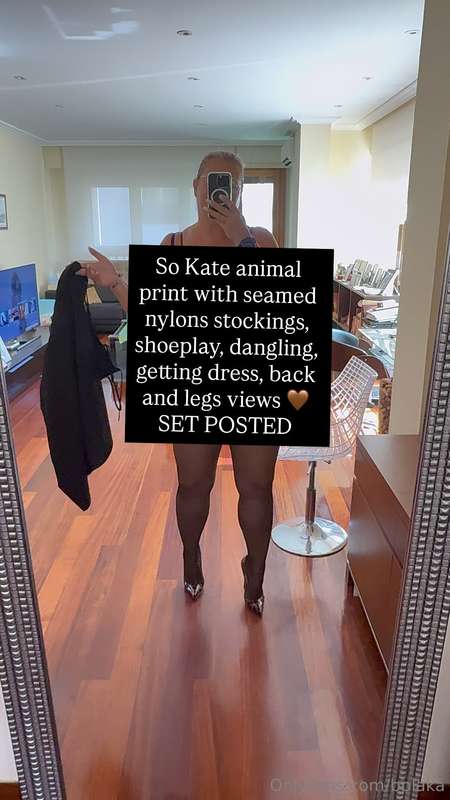 So Kate animal print with seamed nylons stockings, shoeplay,..