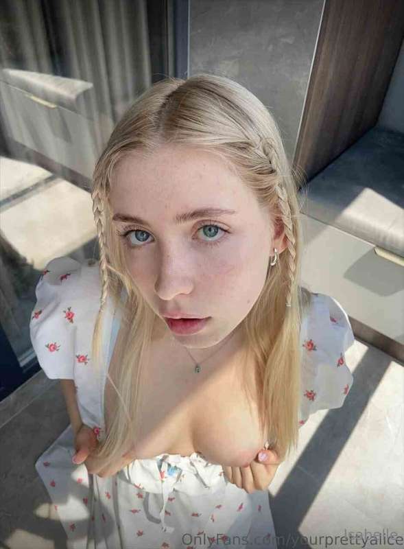 ❤️ @molexis ❤️ @molexisloves it when you jerk off while look..