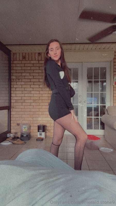 should i make a role play with a prisoner fucking me to get ..