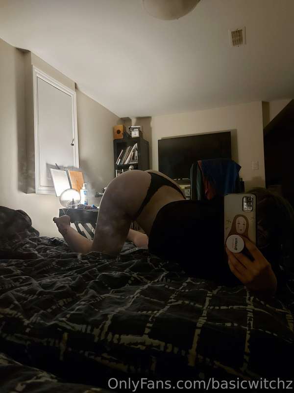basicwitchz image #0