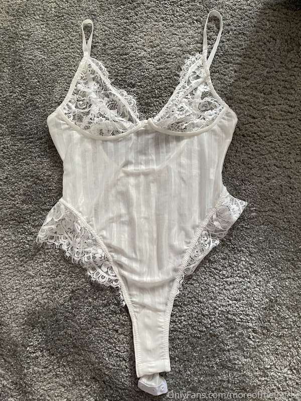 Who would like to see this body suit on 👀