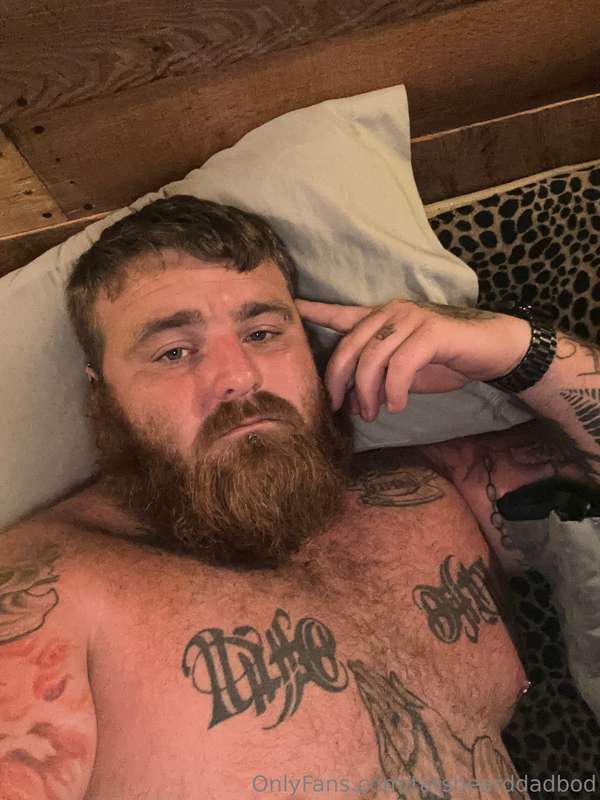 tatsbearddadbod