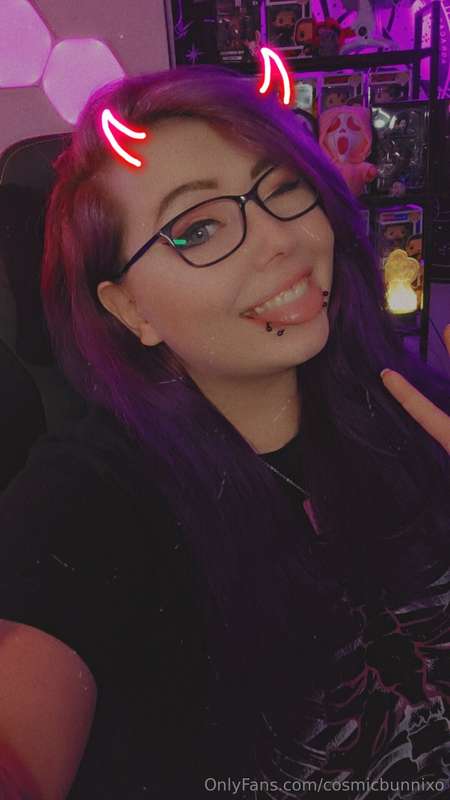cosmicbunnixo