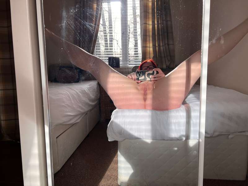 Just dicking around before I check out of my holiday lodge 😆